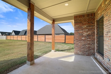 849 Beretta Blvd, Durant, OK 74701 - photo 4