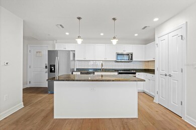 536 Bahia Beach Blvd unit 102, Ruskin, FL 33570 - photo 4