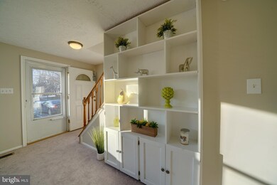 9318 Cross Timbers Ct, Laurel, MD 20723 - photo 4