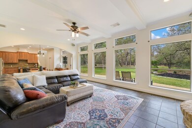 136 Sam Houston Dr, Bastrop, TX 78602 - photo 4