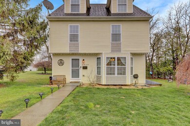 3828 Raymond St, Reading, PA 19605 - photo 2