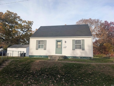 1701 Johnson St, South Bend, IN 46628 - photo 2