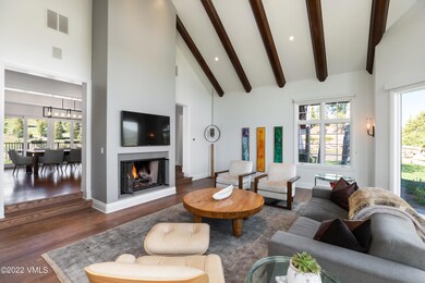 100_castille_interior_living_b