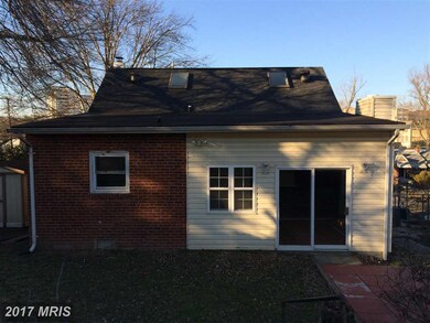 6505 Knollbrook Dr, Hyattsville, MD 20783 - photo 2