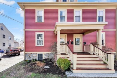 132 Warren St unit A, Arlington, MA 02474 - photo 2