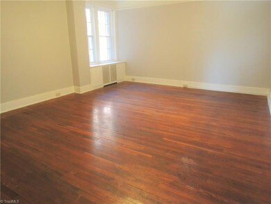 828 N Elm St unit D1, Greensboro, NC 27401 - photo 2