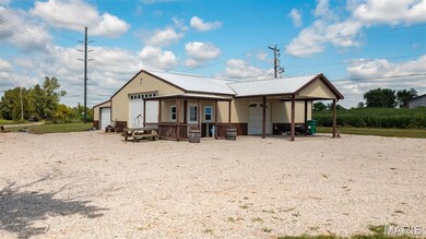 20447 Old Route 66, Staunton, IL 62088 - photo 4