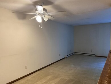 35 Seminary Hill unit 19, West Lebanon, NH 03784 - photo 4