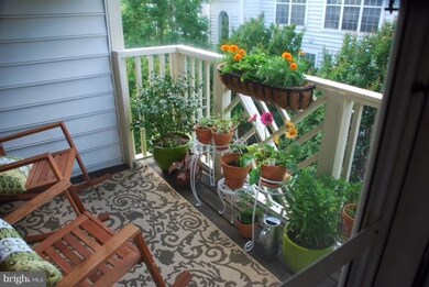 1725 Kingsgate Ct unit 302, Alexandria, VA 22302 - photo 4