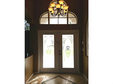 Kitchen. Tray Ceilings/High-Hat Lighting