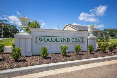 woodland trail entrance-7922