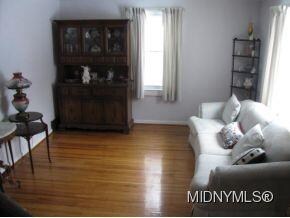 Light & Bright Living Room