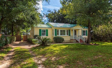 517 S Spruce St, Bainbridge, GA 39819 - photo 2