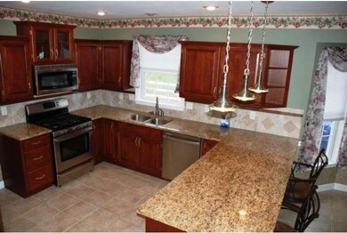 100 Martin Ln, Douglassville, PA 19518 - photo 7