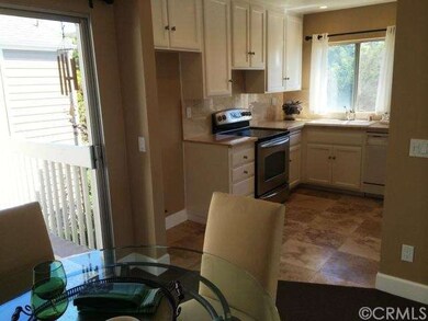 Gorgeous, Remodeled Kitchen!
