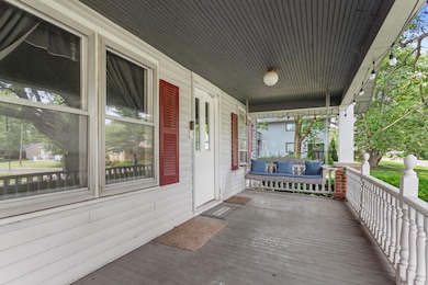 504 S West Union St, Monticello, IL 61856 - photo 6