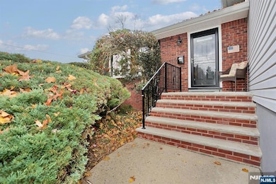 787 Schaefer Ave, Oradell, NJ 07649 - photo 2