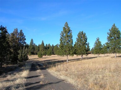 63550 Johnson Rd, Bend, OR 97701 - photo 4