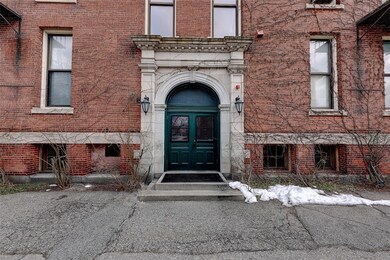 101 Regent Ave unit 1, Providence, RI 02908 - photo 3