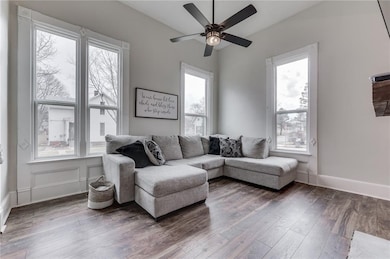 198 W Adams St, Franklin, IN 46131 - photo 7