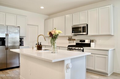 3723 S 57th Ln, Phoenix, AZ 85043 - photo 6