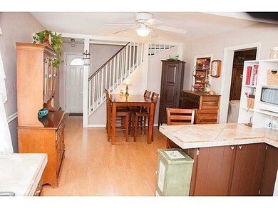 27 Redfern St, North Providence, RI 02911 - photo 4