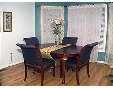 5281 Washington St unit L, West Roxbury, MA 02132 - photo 6