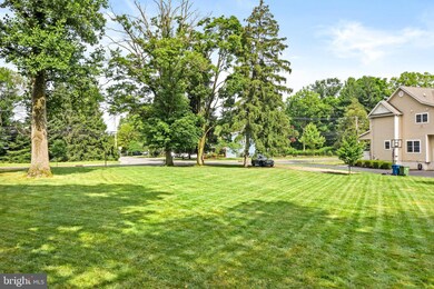 605 S Main St, Hightstown, NJ 08520 - photo 3