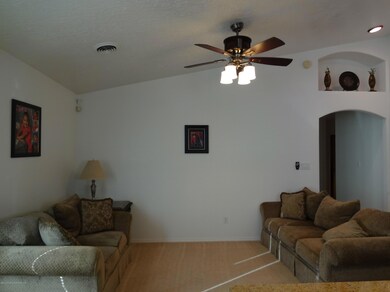 3961 Yorkshire St, Farmington, NM 87402 - photo 4