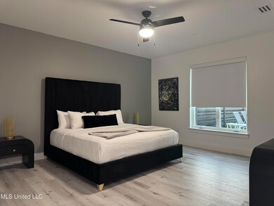 1302 Magnolia St unit B301, Gulfport, MS 39507 - photo 5