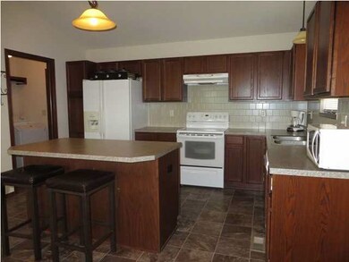Great open kitchen with island