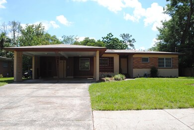 1019 Townsend Blvd, Jacksonville, FL 32211 - photo 2