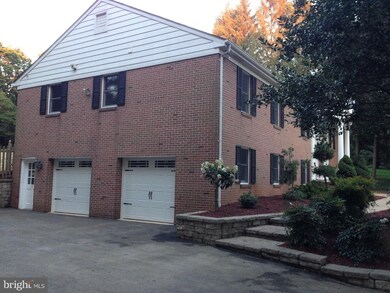 7 Holly Branch Ct, Glen Arm, MD 21057 - photo 2