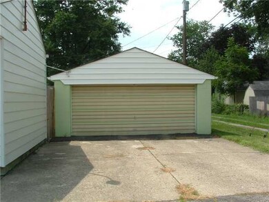 1766 Ferris Rd, Columbus, OH 43224 - photo 5