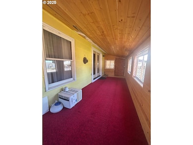 238 W Dawson St, Halfway, OR 97834 - photo 5