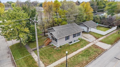 1301 16 1 2 St S, Fargo, ND 58103 - photo 3