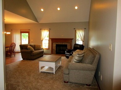 LIVING ROOM/GREAT ROOM