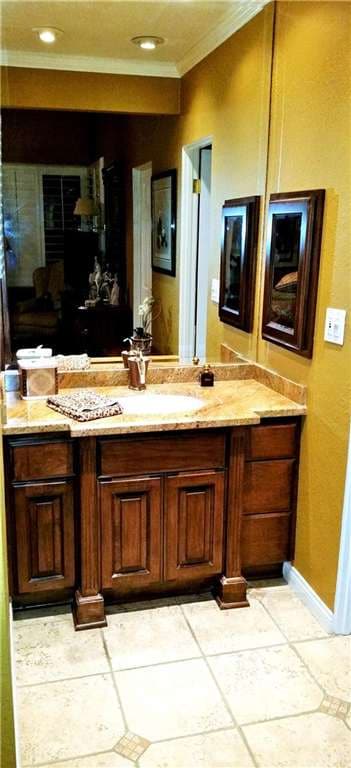Master Bedroom Vanity With Upgraded Cabinetry, Gra