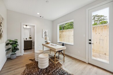 526 Janisch Rd, Houston, TX 77018 - photo 6