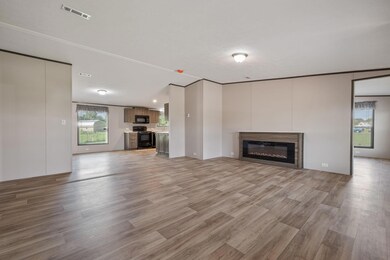 160 Valley Meadows Dr, Springtown, TX 76082 - photo 5