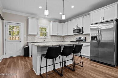 127 Lark Dr, West End, NC 27376 - photo 3