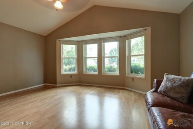 Living Room w/Garden Window