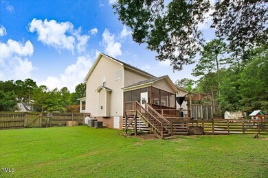 457 Albemarle Dr, Clayton, NC 27527 - photo 6