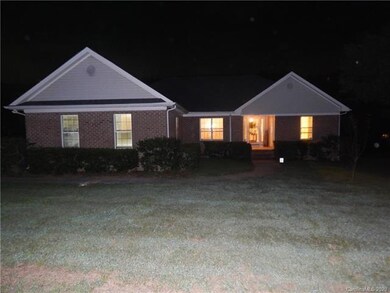 4855 Stevens Mill Rd, Matthews, NC 28104 - photo 2