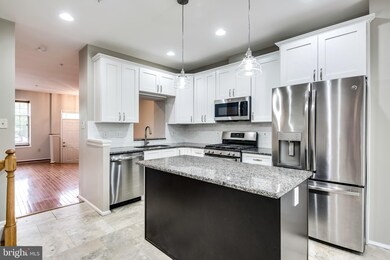 8407 Glad Rivers Row, Columbia, MD 21045 - photo 6