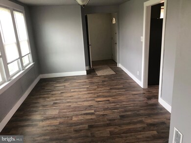 3539 Hawthorne Ave, Reading, PA 19605 - photo 5