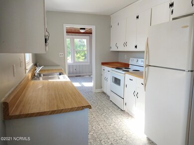 115 Dewitt St, Jacksonville, NC 28540 - photo 6