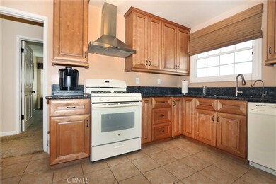 5147 Verdura Ave, Lakewood, CA 90712 - photo 7