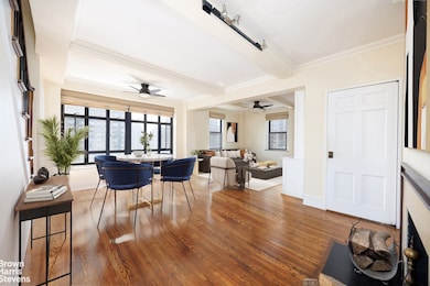 166 E 96th St unit PHD, New York, NY 10128 - photo 2