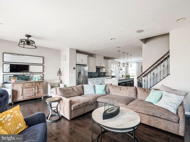 22639 Norwalk Square, Ashburn, VA 20148 - photo 2